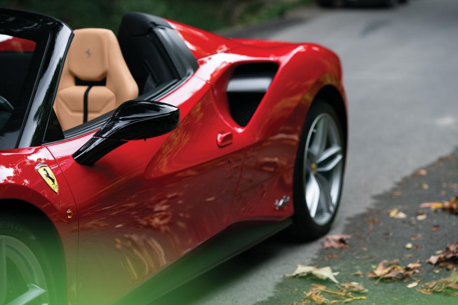 Детали экстерьера Ferrari 488 Spider The Magnum PI (226129) 2017 года  (фото 31 из 33)